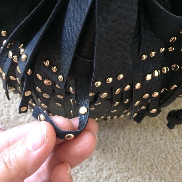 Juicy Couture bucket bag studs fringes - Picture 7 of 8